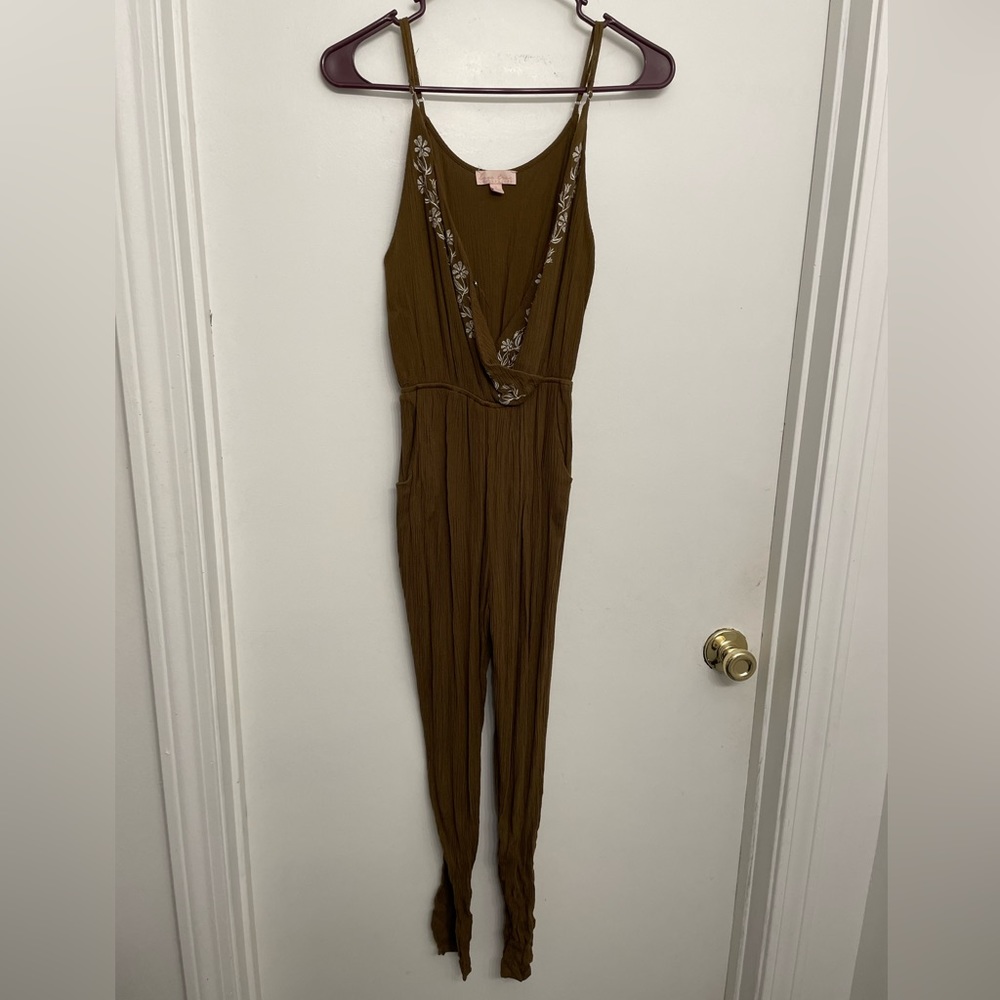 Olive boho jumpsuit - Picture 1 of 6